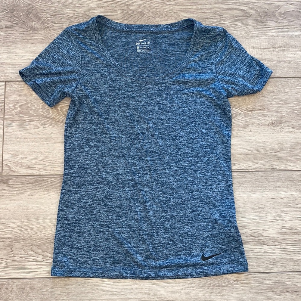 NIKE DRI FIT BLUE TEE SIZE XS X SMALL